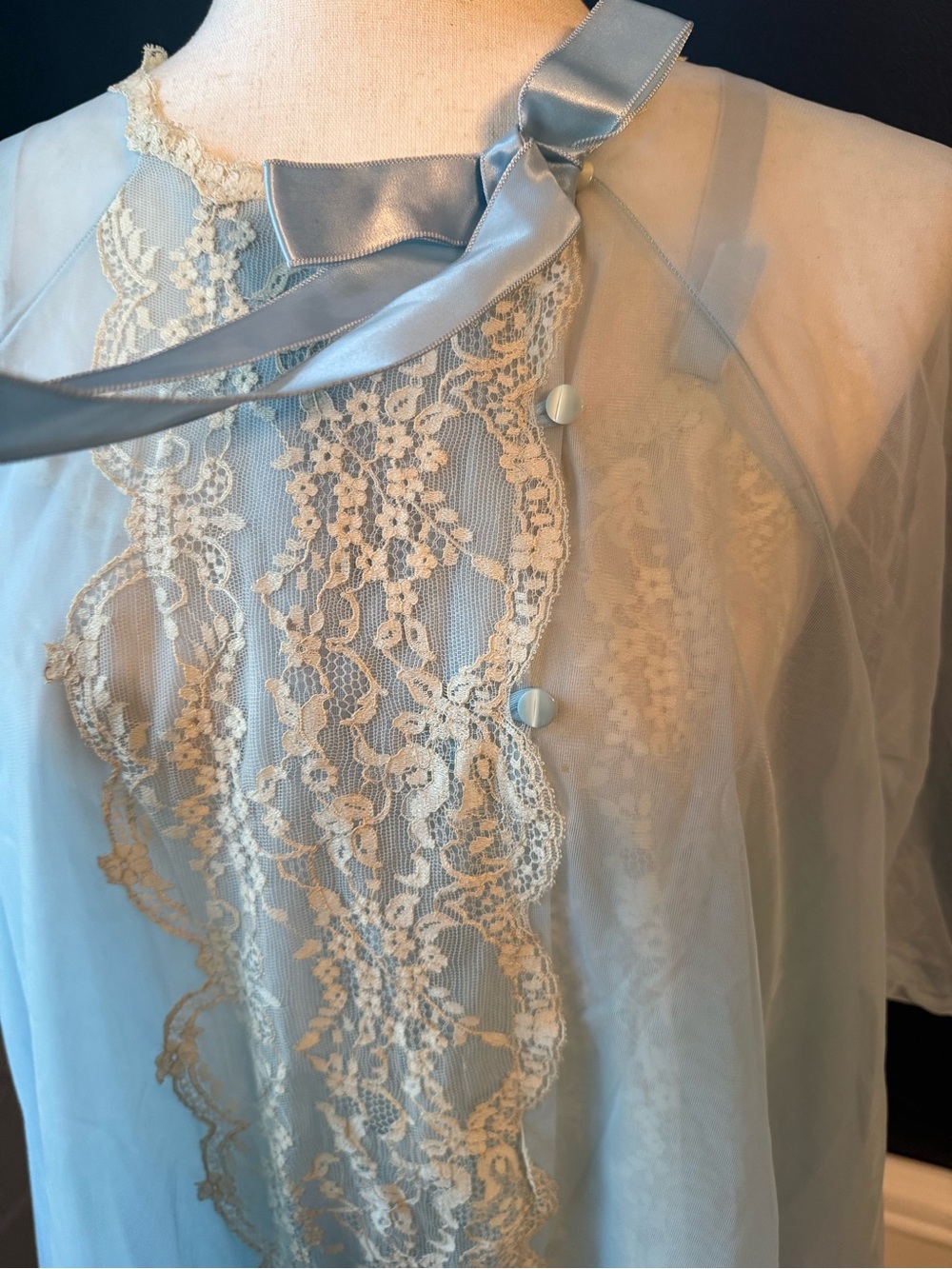 Vintage 40s Light Blue Chemise Set with Ivory Lace Trim - Picture 3 of 16